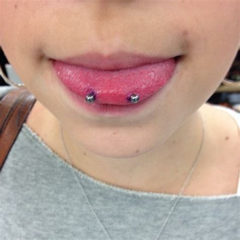 snake eye piercing pain|Snake Eyes Piercing: Process, Aftercare, Jewelry,。